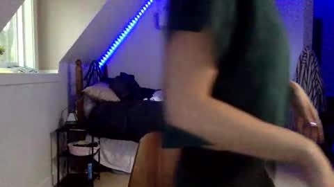 tootsiefoote001 online show from May 6, 12:05 am