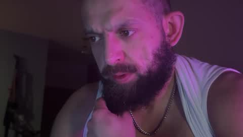 Snapshot of topxxlbinder212 chatting on December 28, 7:22 am XXL TOP online show from December 28, 7:22 am