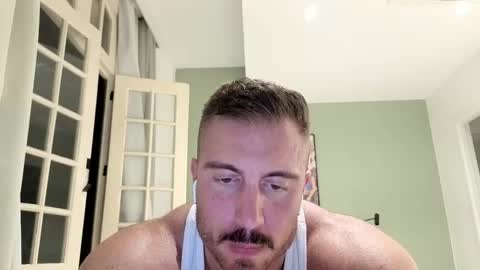 toro_arrapato online show from January 8, 1:55 am