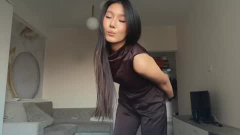 Dina online show from July 28, 2:13 pm