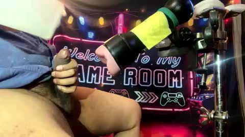 ToysForMyCock online show from May 8, 2:39 am