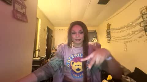 tracy227 online show from December 19, 7:37 am