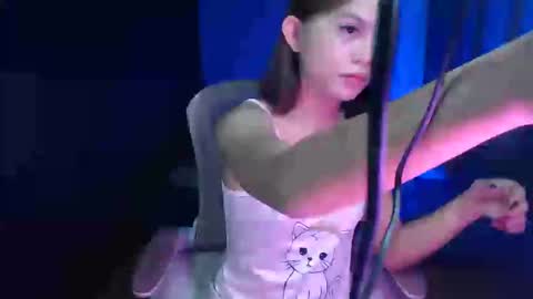 Kate SINGLE online show from January 7, 2:00 pm