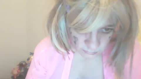 traphouseslutbunny4fun online show from December 6, 9:49 am