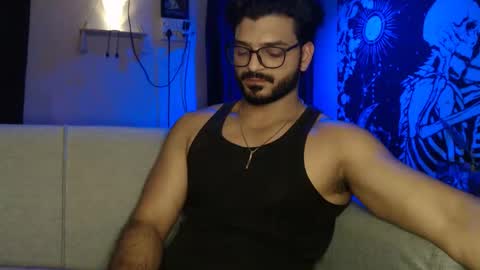 travisandnina online show from February 25, 2:42 pm