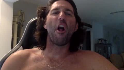 TravisKenn online show from June 3, 8:03 pm