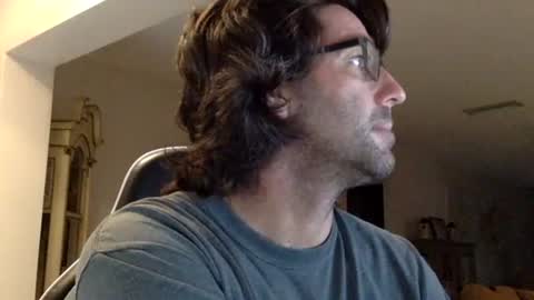 TravisKenn online show from April 17, 11:34 am