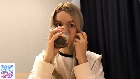 Alice online show from October 12, 6:32 pm