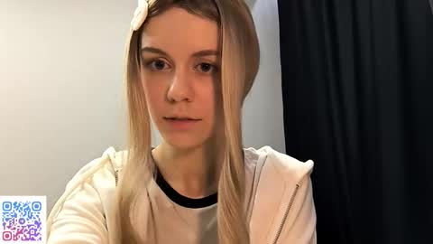 Alice online show from October 13, 6:43 pm