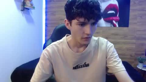 trevor_mob online show from May 15, 11:23 pm