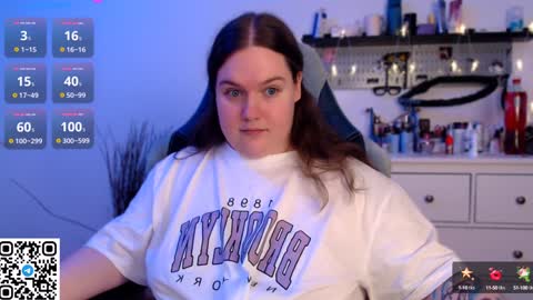 Tina online show from December 2, 6:38 pm