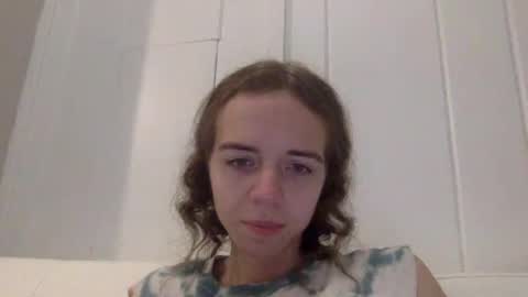 trippybb222 online show from December 15, 1:01 am