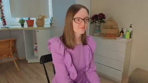 Viola online show from June 10, 4:34 am