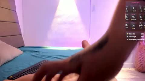 trixxiee_ online show from May 22, 7:09 pm