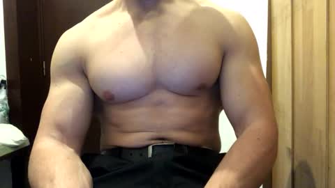 Troncq online show from March 18, 7:53 pm