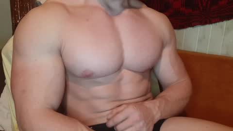 Snapshot of troncq chatting on January 28, 11:28 am Troncq online show from January 28, 11:28 am