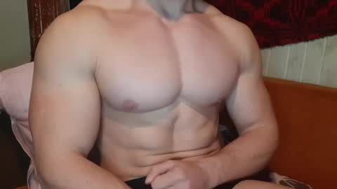 Snapshot of troncq chatting on February 26, 7:34 am Troncq online show from February 26, 7:34 am