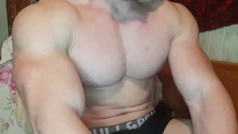 Snapshot of troncq chatting on February 2, 3:17 pm Troncq online show from February 2, 3:17 pm