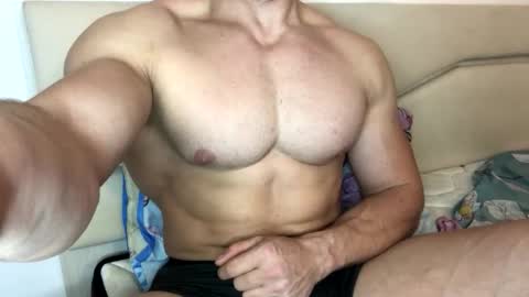 Troncq online show from December 16, 8:48 pm