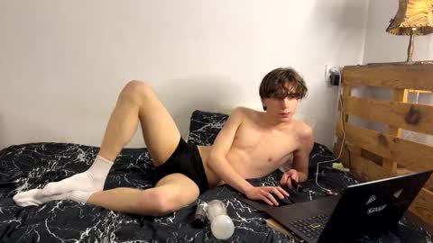 troy_lucero online show from March 4, 5:43 pm