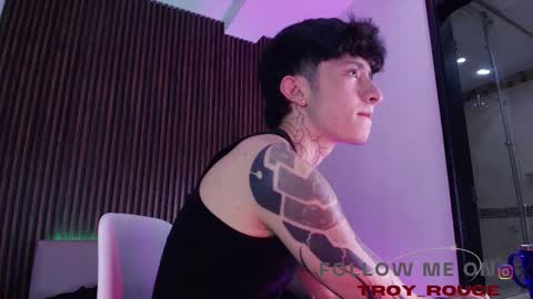 Troy online show from November 4, 8:10 pm