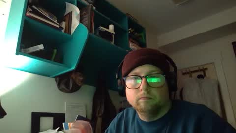 Snapshot of true_manofworth chatting on December 11, 2:09 am HandicappedLaugher online show from December 11, 2:09 am