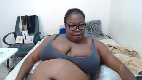 TrueBella30 online show from February 27, 9:18 am