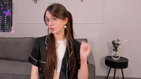 Trula online show from April 30, 7:41 pm