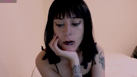 Snapshot of tryp666 chatting on September 10, 11:06 pm Cait online show from September 10, 11:06 pm