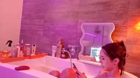 TS Rose25 online show from October 27, 8:42 pm