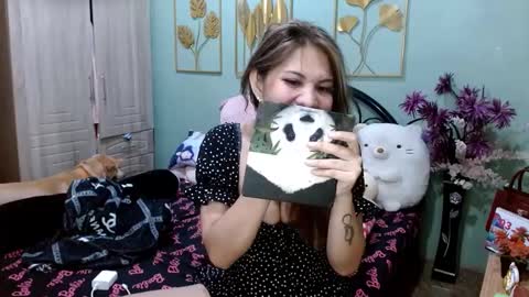 SHENA  online show from March 6, 5:11 pm