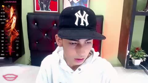 ttimy online show from February 26, 8:04 pm