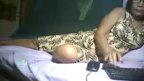 Mae online show from January 11, 9:15 pm