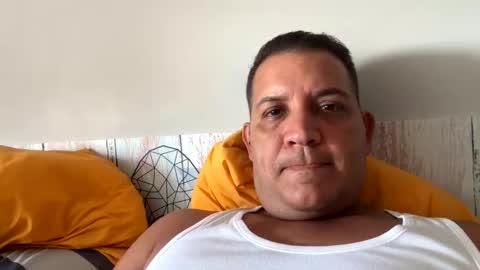 tuhombre1612 online show from September 12, 8:49 am