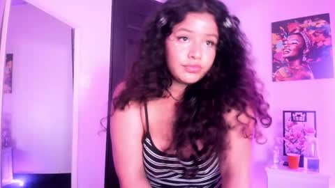 Curlina online show from April 25, 12:18 pm