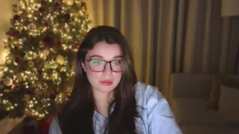 Ariana online show from December 20, 9:44 pm