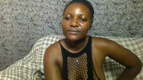 Snapshot of twerker_lyly chatting on October 22, 5:14 pm twerker_lyly online show from October 22, 5:14 pm