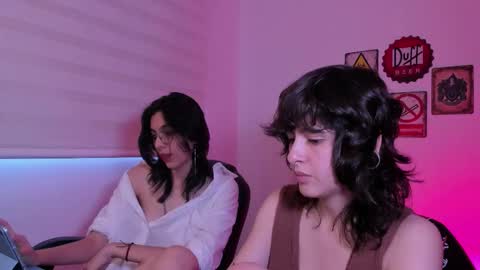 Eve  Lili online show from February 16, 10:30 pm