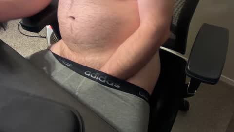 Snapshot of twinkboylover321 chatting on November 2, 3:06 am Tell me what to do online show from November 2, 3:06 am