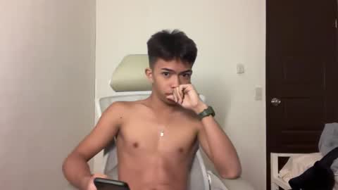 twinkmaster_jeden online show from June 6, 11:38 am