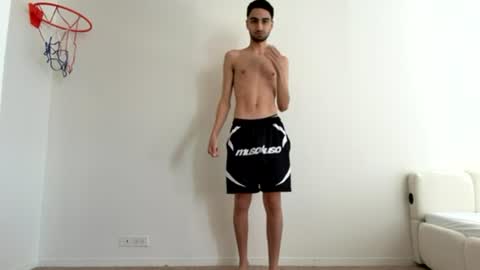 twinkstr8 online show from August 4, 6:48 pm