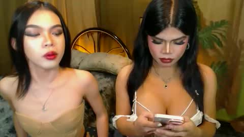 twinktransshanel online show from October 20, 10:31 am