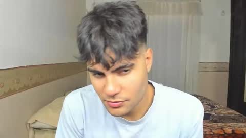 twinkwolf2 online show from February 19, 12:54 am