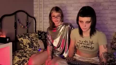 Sin and Skin online show from February 27, 4:10 pm