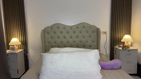 REIGNEASIA online show from March 25, 5:42 pm