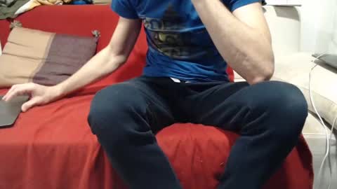 two bags online show from January 18, 7:45 pm