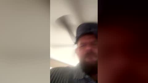 ty_barrett94642677 online show from May 15, 11:01 pm