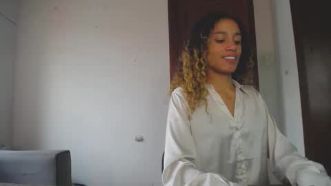 Tyla online show from December 12, 5:15 pm