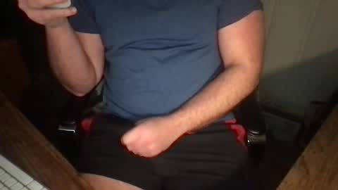 tyler4601 online show from December 9, 2:02 am