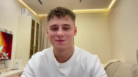 tyler_garrner online show from November 12, 5:15 pm